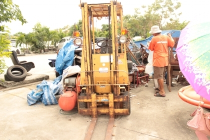 ขายรถยก komatsu FG07 รับน้ำหนัก700โล เครื่องเบนซิน ครัชหมดครับ