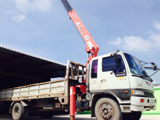 ขาย6ล้อติดเครน5ตัน5ปอก4ชักของ ยูนิกครับ