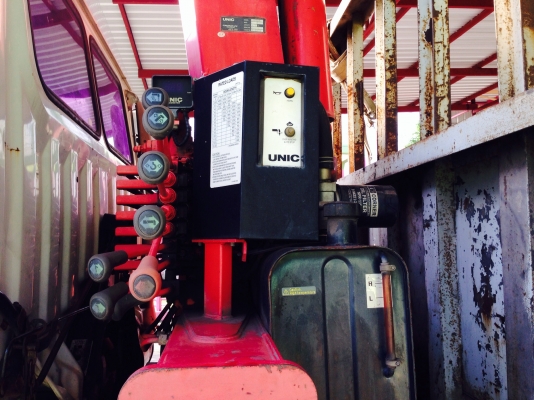 ขาย6ล้อติดเครน5ตัน5ปอก4ชักของ ยูนิกครับ