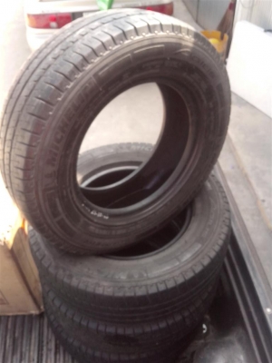 ขายยางติดรถวีโก้เเชมป์ 215-70-15 ปี 2012