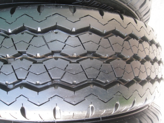 ขายล้อแม็กป้ายแดง mitsu triton 15"x6" et46 5 รู 114.3 +ยางผลิตสัปดาห์ที่ 23 ปี 13 สนใจติดต่อเล็กคลองสาม (081-3747940)