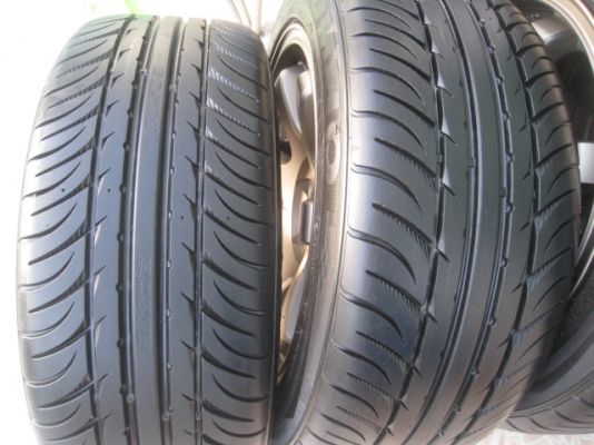 ขายล้อแม็กมือสอง master rt 17"x8" et33 5 รู 114.3 +ยางผลิตสัปดาห์ที่ 17 ปี 11  สนใจติดต่อเล็กคลองสามครับ (081-3747940)