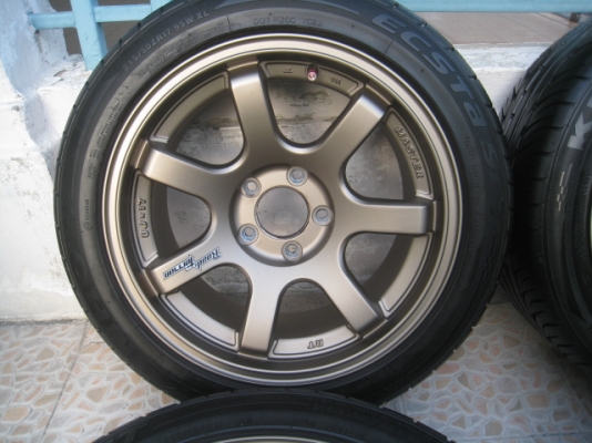 ขายล้อแม็กมือสอง master rt 17"x8" et33 5 รู 114.3 +ยางผลิตสัปดาห์ที่ 17 ปี 11  สนใจติดต่อเล็กคลองสามครับ (081-3747940)