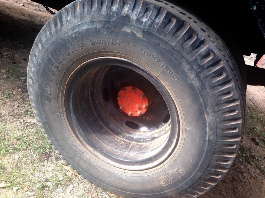 **250,000 บ.ต่อรอง**ขาย6ล้อ ISUZU KS 110HP ปี27 เครื่อง110ฝาขาวยอดนิยม แน่นดี อึดทน ช่วงล่างเดิม5น็อต คัสซีดี เสริมเหล็กบน-ล่าง แข็งแรง กระบะพื้นเหล็กคอกไม้ ยาว4.30ม.สภาพดีไม่ผุไม่หักยางดี6เส้น หัวสวยภายในสวยคอนโซลครบ พร้อมใช้ พร้อมลุยงาน เอกสารครบ ร **250,000 บ.ต่อรอง**ขาย6ล้อ ISUZU KS 110HP ปี27 เครื่อง110ฝาขาวยอดนิยม แน่นดี อึดทน ช่วงล่างเดิม5น็อต คัสซีดี เสริมเหล็กบน-ล่าง แข็งแรง กระบะพื้นเหล็กคอกไม้ ยาว4.30ม.สภาพดีไม่ผุไม่หักยางดี6เส้น หัวสวยภายในสวยคอนโซลครบ พร้อมใช้ พร้อมลุยงาน เอกสารครบ ร