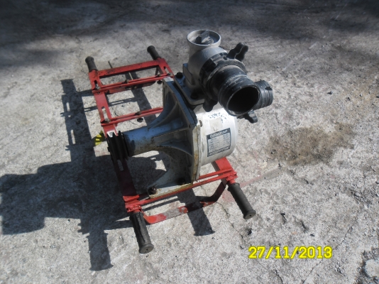 ขาย หอยโค่งสูบน้ำ 2" พร้อมแท่นวาง ราคา 3000 บาท ขาย หอยโค่งสูบน้ำ 2" พร้อมแท่นวาง ราคา 3000 บาท