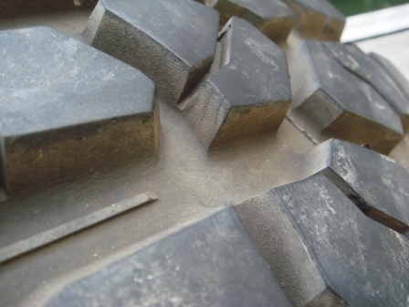 ขายยางBF GOODRICH M/T 33x10.5หน้าแคบดอกสวยพร้อมกะทะโครเมี่ยมUSA6รู139x8นิ้ว 1วง