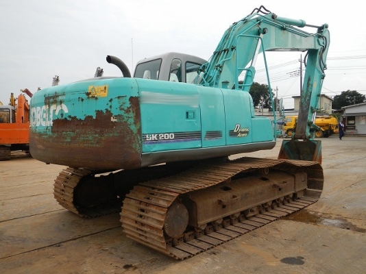รถขุด Kobelco รุ่น: SK200-6E ซีเรียล:YN08-34311 ปี:2003 ชั่วโมง:6520 สต๊อกเรานำเข้าจากยี่ปุ่น