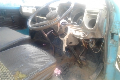 **265,000 บ.ต่อรอง**ขาย 6ล้อ ISUZU KS 110 แรง 4BE1 110แรงแห้งดี ไม่เยิ้ม เกียร์เดิม ช่วงล่างดี คานหน้าเดิม เฟืองท้าย115 คัสซีเดิม ดี มีผุ ต้องเก็บเพิ่ม กระบะพื้นไม่คอกเหล็กสภาพดี ยางดี หัวบางเดิม ภายในไม่ผุ เก็บนิดหน่อยสวยเลย ราคาต่อรองได้เด้อ พี่น้องครับ