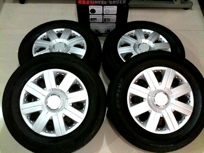 แม็กซ์ล้อกะทะ 13นิ้ว PCD 4รู100 + ยาง Dunlop ดอกเต็มปี 12-13 ฝ่าครอบใหม่แกะกล่อง ราคาทั้งชุด  6,500 บาท