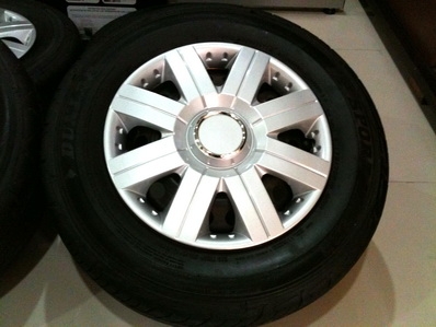 แม็กซ์ล้อกะทะ 13นิ้ว PCD 4รู100 + ยาง Dunlop ดอกเต็มปี 12-13 ฝ่าครอบใหม่แกะกล่อง ราคาทั้งชุด  6,500 บาท