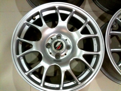 แม็กซ์ลาย BBS ขนาด 16 นิ้ว PCD 4 รู 100 กว้าง 7 นิ้ว Off+40 แม็กซ์ลาย BBS ขนาด 16 นิ้ว PCD 4 รู 100 กว้าง 7 นิ้ว Off+40