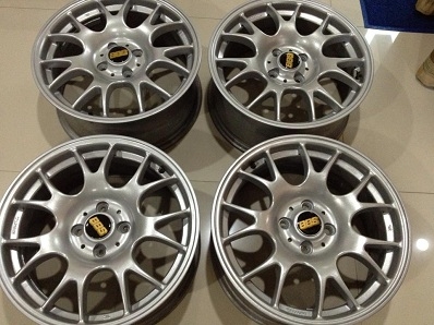 แม็กซ์ลาย BBS ขนาด 16 นิ้ว PCD 4 รู 100 กว้าง 7 นิ้ว Off+40 แม็กซ์ลาย BBS ขนาด 16 นิ้ว PCD 4 รู 100 กว้าง 7 นิ้ว Off+40