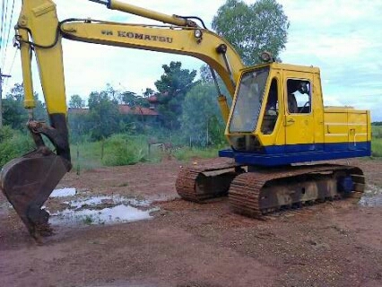 KOMATSU PC100-2 เครื่อง HINO 6 สูบ WO6D โซ่ใหม่ บูทใหม่ KOMATSU PC100-2 เครื่อง HINO 6 สูบ WO6D โซ่ใหม่ บูทใหม่