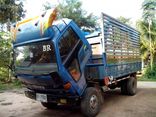 ขายรถหกล้อ