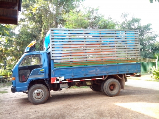 ขายรถหกล้อ