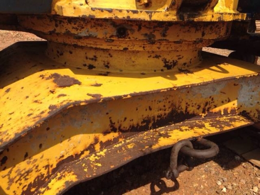 ขายรถแบคโฮ KOMATSU PC60-5 นำเข้าจากญี่ปุ่น 100 \% สภาพสวยเดิมๆเก่านอกแท้ มี VDO การทำงานให้ชม  แทร็คเหล็ก ปั้มนิ้ว  ติดต่อ 081-2990958