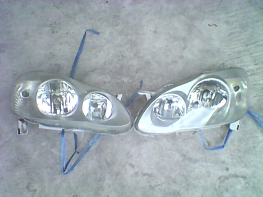 ไฟหน้า อัลติส หน้าหมู 1 คู่ 600 บ.