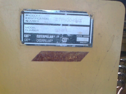 รถตัก CAT 924F แรงตักดี ทำงานไว ประหยัดน้ำมัน รถใช้งาน ปกติ รถสวยราคาต่อรองได้