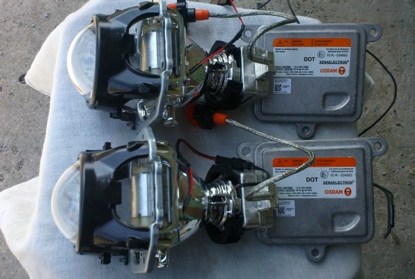 ไฟโปรเจคเตอร์ ซีนอล บัลลาสของ OSRAMแท้เยอรมัน