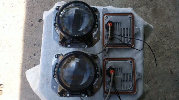 ไฟโปรเจคเตอร์ ซีนอล บัลลาสของ OSRAMแท้เยอรมัน