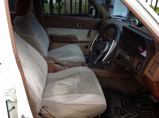 ขายรถเรโทรสวยๆ เครื่องหัวฉีด2.0 เกียร์ออโต้ แก๊ส+น้ำมัน พ.เพาเวอร์ครับ ขายรถเรโทรสวยๆ เครื่องหัวฉีด2.0 เกียร์ออโต้ แก๊ส+น้ำมัน พ.เพาเวอร์ครับ