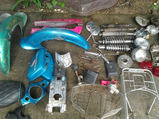 @ HONDA Chaly ทั้งคัน 6500 บาท /ขายอะไหล่ ท่อ ตะเกียบ ฯลฯ @ ชลบุรี-สัตหีบ