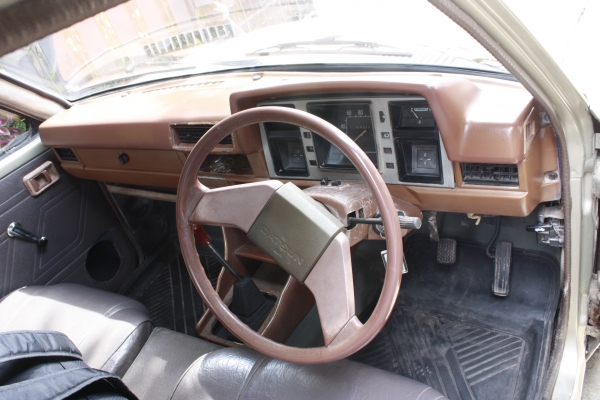 ขาย datsun 720 ทะเบียนเต็มพร้อมโอน