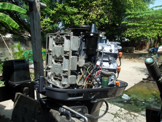 เครื่องเรือยามาฮ่า 220 hp เครื่องเรือยามาฮ่า 220 hp