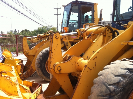 ขายรถตักล้อยาง มาใหม่ พึ่งมาถึง WA180-1L ยี่ห้อ KOMATSU รถเก่านอก ไม่เคยใช้งานในไทย