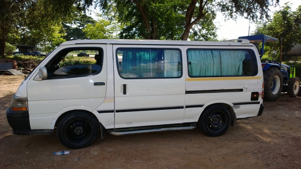 ขายรถตู้ Hiace