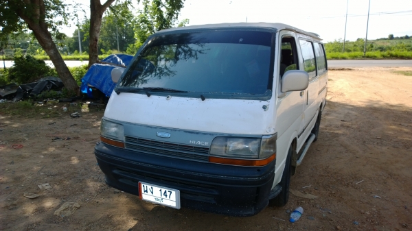 ขายรถตู้ Hiace ขายรถตู้ Hiace