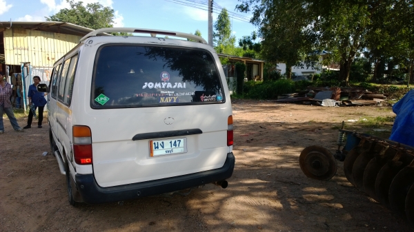 ขายรถตู้ Hiace ขายรถตู้ Hiace