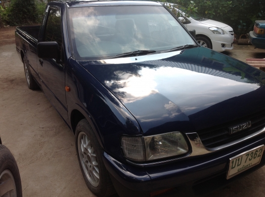 Isuzu 2.5 spark ex turbo power  ปี 1999  สีสวยขายถูก