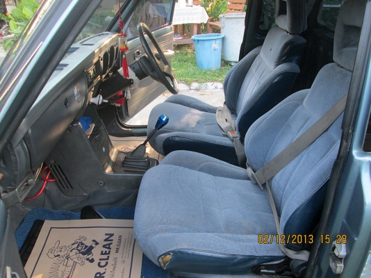 ขายมาสด้า แฟมิเลีย LPG