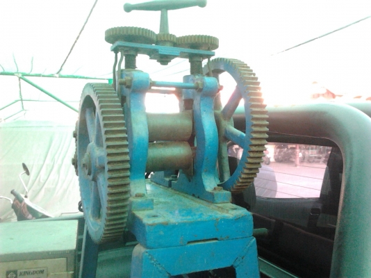 ขายเครื่องรีดทองสมัยเก่า