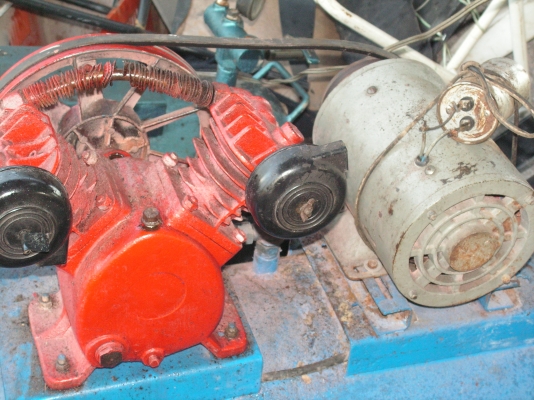 ถังลมพร้อมหัว64ลิตร1ใบ ถังเปล่าๆ64ลิตร1ใบ ถังลมพร้อมหัว64ลิตร1ใบ ถังเปล่าๆ64ลิตร1ใบ