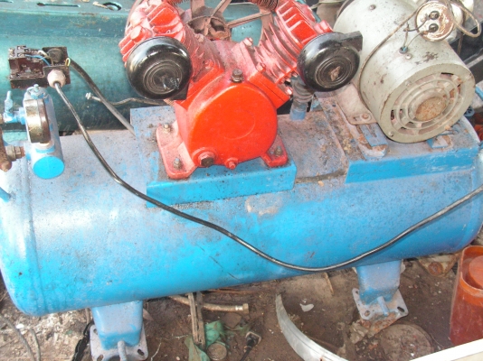 ถังลมพร้อมหัว64ลิตร1ใบ ถังเปล่าๆ64ลิตร1ใบ ถังลมพร้อมหัว64ลิตร1ใบ ถังเปล่าๆ64ลิตร1ใบ