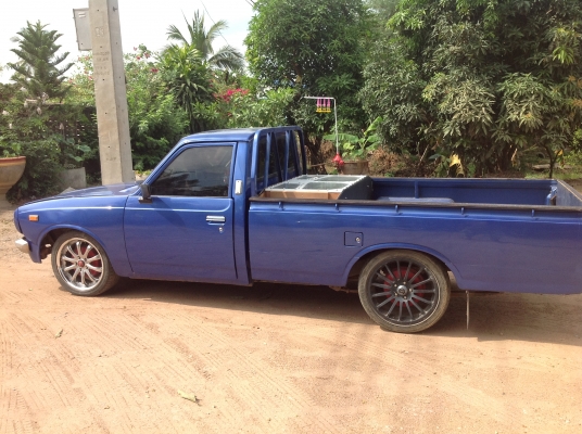 สีสวย เครื่องเสียงเเรง ขายถูก80000 สีสวย เครื่องเสียงเเรง ขายถูก80000