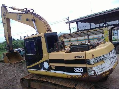แบคโฮ CAT 320 V1 ไฟฟ้าครบ เอวไม่หลวม ช่วงล่างพร้อมใช้งาน