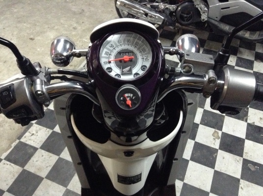 ขาย!!!สกู๊ปปีไอ ล้อแม็ก ปี54 รถเครื่องดีคับ มีเล่มทะเบียนครบ ภาษีไม่หมด