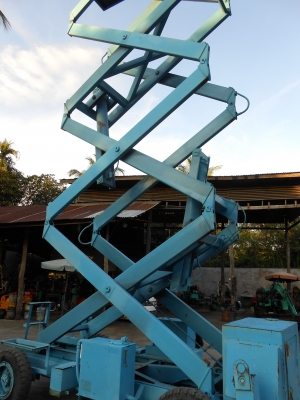 ขายรถกระเช้า TADANO AP120SG สูง 12 เมตร ขาค้ำเอียง
