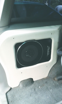 Jeep Cherokee 4.0 Limited สภาพเยี่ยม ปี 1996 เครื่องเสียงJVC ติดแก๊สเรียบร้อย ใครหารุ่นนี้อยู่รับรองว่าคุ้มมาก พร้อมลุย