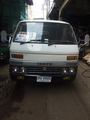 ขายรถตู้อีซุซุบัดดี้