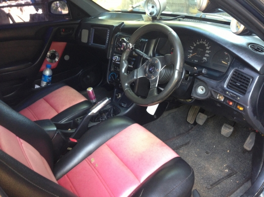 TOYOTA CORONA 1.6 ท้ายโด่ง ปี37 เกียรธรรมดา กินแก้สNGV เบาะหนัง ล้อแม็กขอบ17