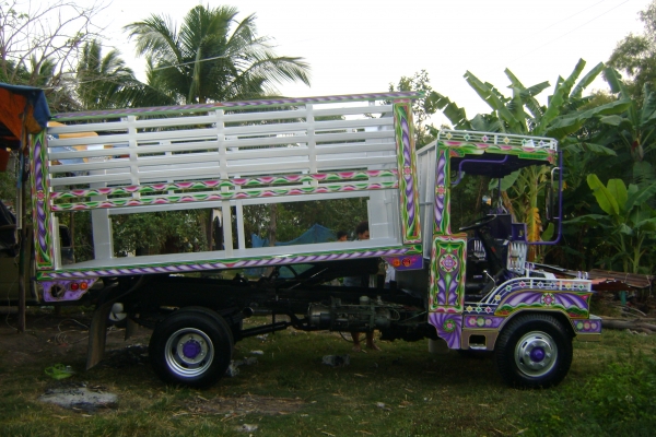 ขายรถอีแต๋น 6 ล้อ เครื่อง isuzu 6สูบ เกียร์ล็อคกี้ เบรกฟิฟตี้ กระบะแผงทึบมิเนียม คานหน้า-ท้ายเอฟ กระบะดั้มพ์ รถใหม่ ตอนนี้กำลังทำสีอยู่คับ ขายรถอีแต๋น 6 ล้อ เครื่อง isuzu 6สูบ เกียร์ล็อคกี้ เบรกฟิฟตี้ กระบะแผงทึบมิเนียม คานหน้า-ท้ายเอฟ กระบะดั้มพ์ รถใหม่ ตอนนี้กำลังทำสีอยู่คับ