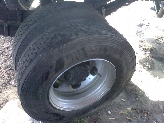 ขายรถอีแต๋น 6 ล้อ เครื่อง isuzu 6สูบ เกียร์ล็อคกี้ เบรกฟิฟตี้ กระบะแผงทึบมิเนียม คานหน้า-ท้ายเอฟ กระบะดั้มพ์ รถใหม่ ตอนนี้กำลังทำสีอยู่คับ ขายรถอีแต๋น 6 ล้อ เครื่อง isuzu 6สูบ เกียร์ล็อคกี้ เบรกฟิฟตี้ กระบะแผงทึบมิเนียม คานหน้า-ท้ายเอฟ กระบะดั้มพ์ รถใหม่ ตอนนี้กำลังทำสีอยู่คับ