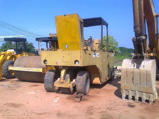 รถขุด KOMATSU PC200-3 แรงขุดดี ทำงานไวไม่มีร้อน