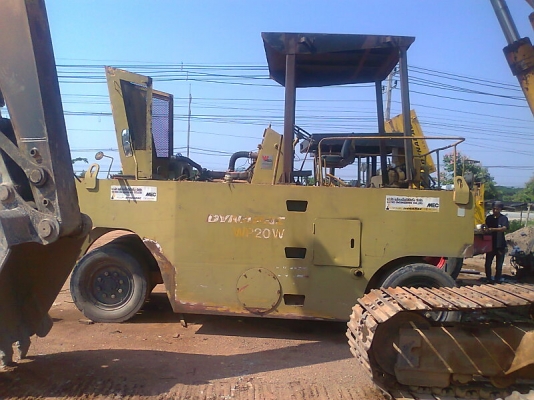 รถขุด KOMATSU PC200-3 แรงขุดดี ทำงานไวไม่มีร้อน