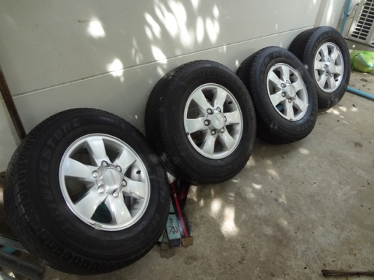 ขายล้อแม็ก DMAX พร้อมยาง 245-70-r16