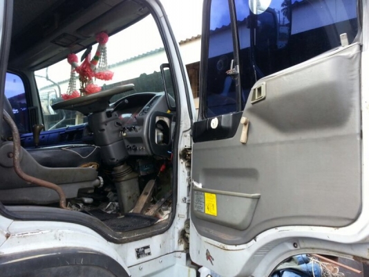 รถฮีโน่ 10 ล้อ หัวลาก. FM2K 240 แรงม้า. ปี 40 สนใจติดต่อ 081 - 6079515 รถฮีโน่ 10 ล้อ หัวลาก. FM2K 240 แรงม้า. ปี 40 สนใจติดต่อ 081 - 6079515